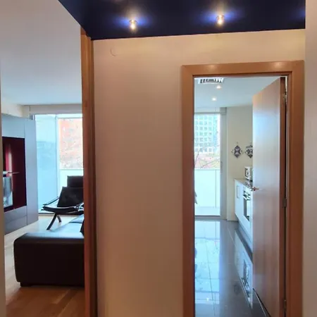 En Avenida Diagonal - Torre Glorias - Angeles Terraza Apartment Barcelona